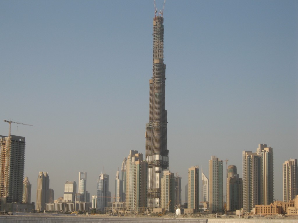 Арабская гонка небоскребов: новая башня высотой 1200 метров