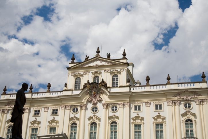 Пражский дворец времен короля Карла IV превратится в элитное жилье