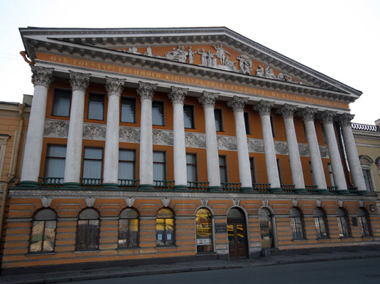 Отреставрированные особняки в Москве конкурируют с элитными новостройками