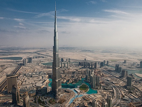 Строители не закончат в срок работу над самым высоким сооружением в мире - небоскребом Burj Dubai