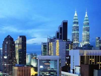 Рынок Малайзии ждет рекорд: $370 млн за половину недостроенного небоскреба Нормана Фостера
