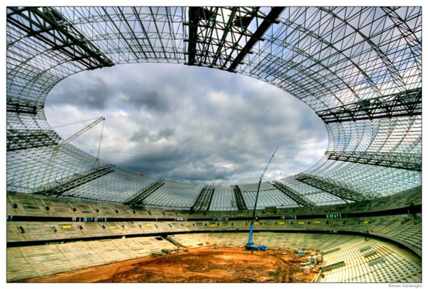 Украинцы построили больше стадионов к совместному Евро-2012, чем поляки