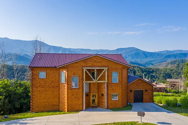 Cottage, cabin і chalet: чому три «затишні будиночки» означають різні формати