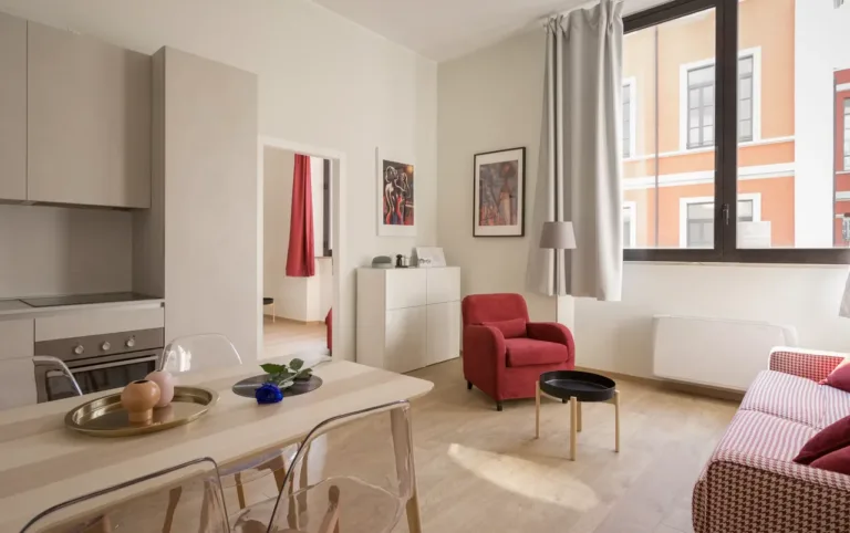 SRO: що таке single-room occupancy і чому це не просто маленька студія